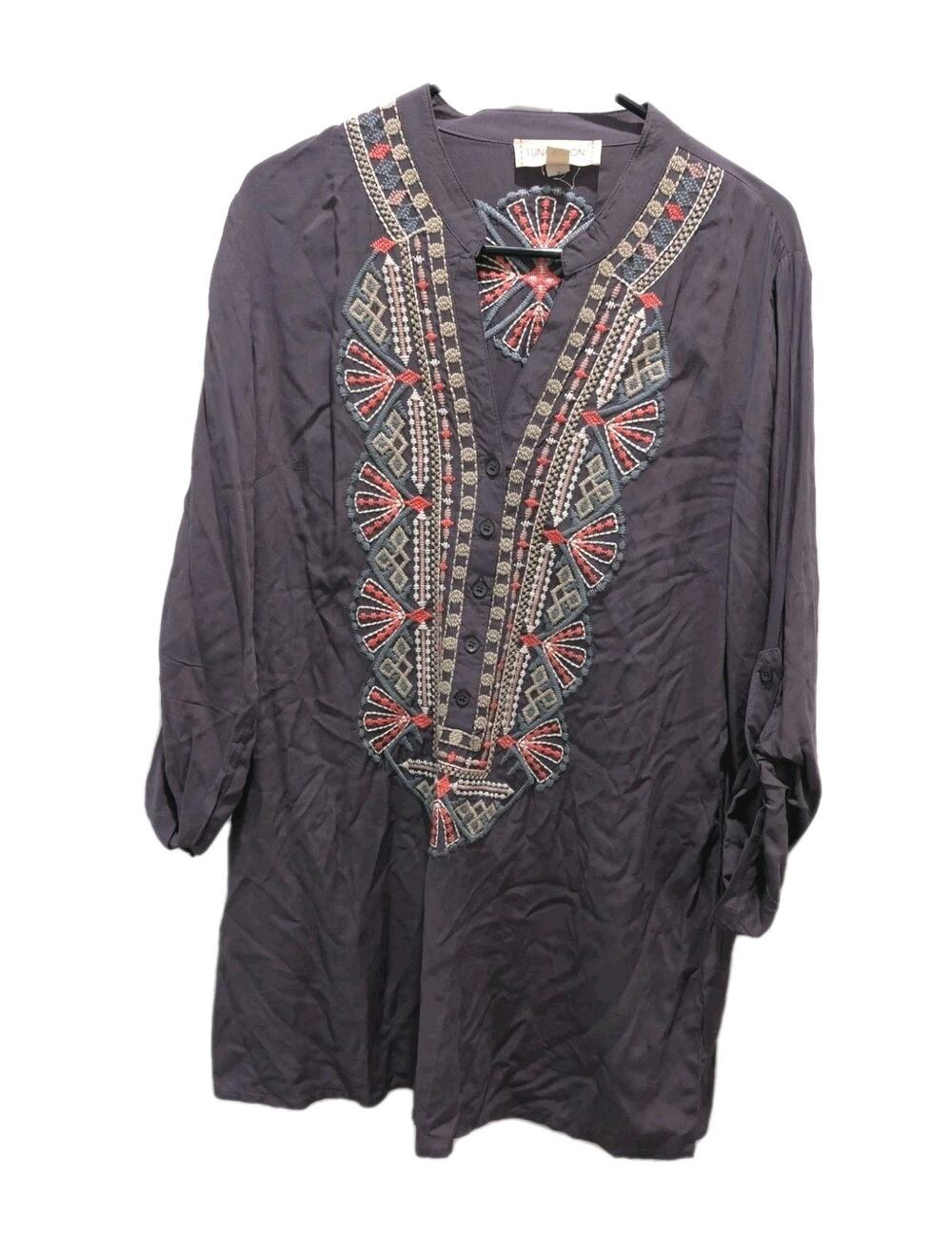 Luna Moon Shirt Gray Boho Embroidered Tunic Top Women's Size Large Artsy Blouse